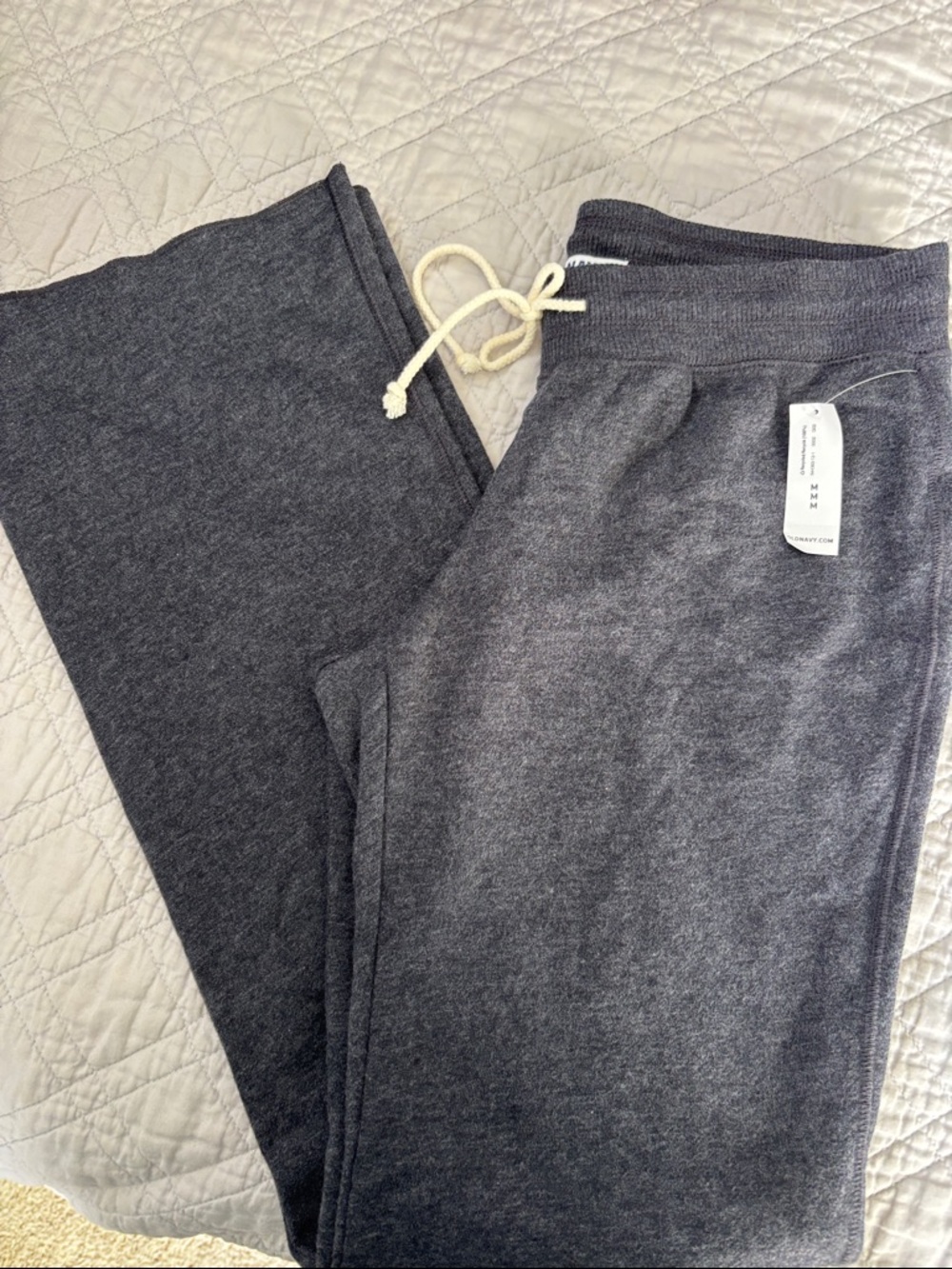Old Navy NWT Charcoal Gray Sweatpants with Drawstring Waist